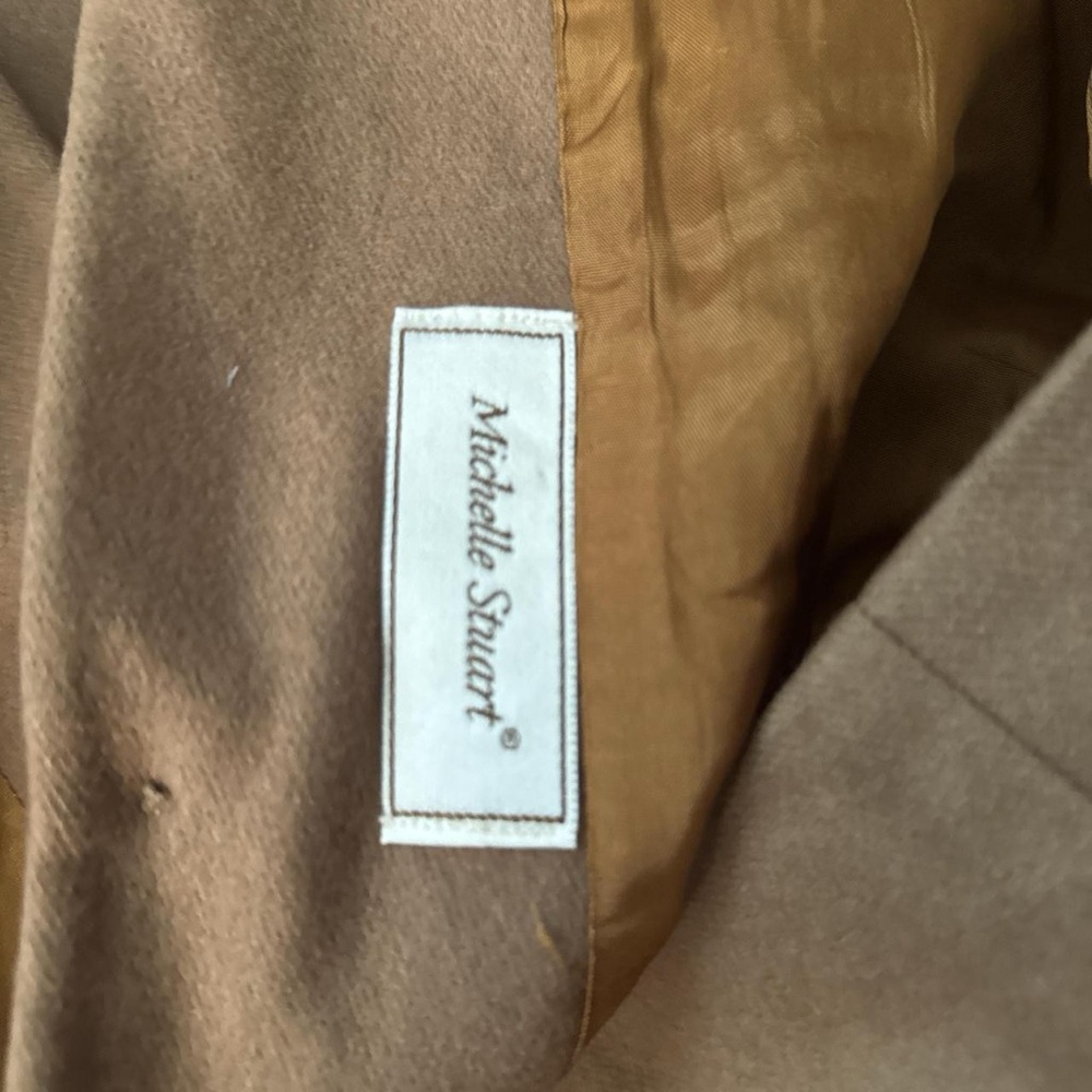 Michelle Stuart Light Brown Single-Button Blazer - image 3